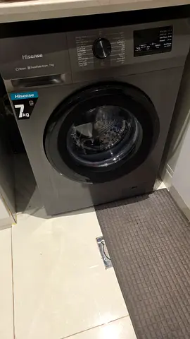 Hisense 7kg Front Load Washing Machine - Good Condition ( availblr on the 20th of October)