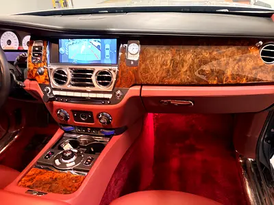 2010 ROLLS-ROYCE GHOST 照片 17