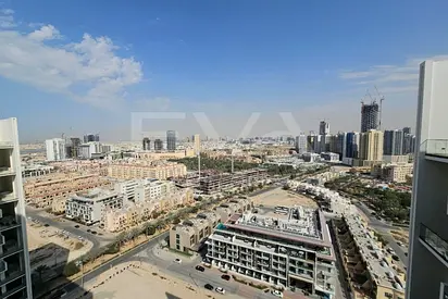 TENANTED | INVESTMENT | HIGH FLOOR