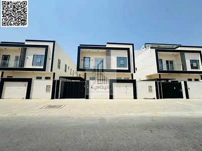 فيلا للبيع في منطقة الحليو المميزات: • 5 غرف نوم ماستر • مجلس • صالة • مطبخ رئيسي • غرفة خادمة • ارتداد كبير أمام الفيلا الوصف: تقدم هذه ا