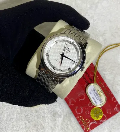 Omega De Ville Prestige timepiece