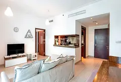 Vacant | Furnished | Low Floor