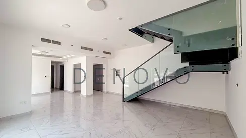 Spacious 3BR Duplex | Community View | Prime Location