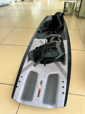 Used Wakeboard with Adjustable Bindings - excellent condition used once