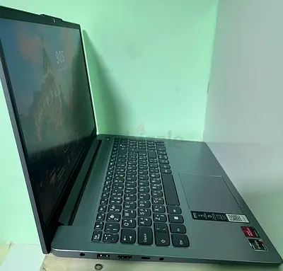 Lenovo IdeaPad Slim laptop - Silver, good condition