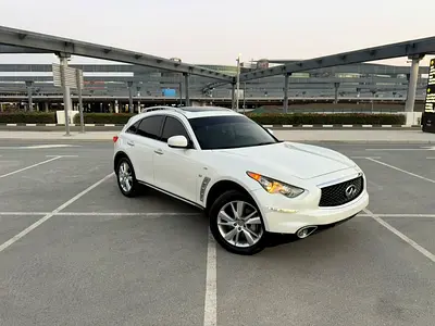 Infiniti QX70 Luxury 2019 GCC Specs