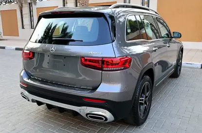 صورة 4 لـ 2023 Mercedes-BENZ GLB