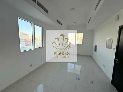 ليوارة | غرفة وصالة قرب الكورنيش ومحطة الباص | 27 ألف