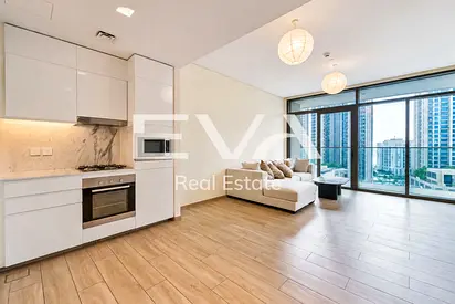 VACANT | UNFURNISHED | HIGH FLOOR