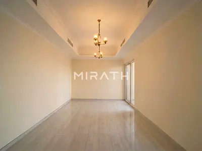 Spacious 2BR | Closed Kitchen | Jumeirah 1