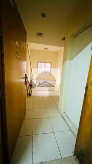 1BHk BEHIND AL FUTAIM MOSQUE 40K IN 4 CHEQUES