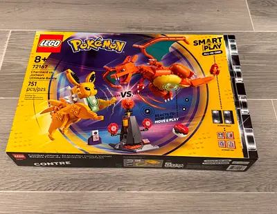 LEGO Pokémon SMART Play: Charizard vs. Jolteon Ultimate Battle