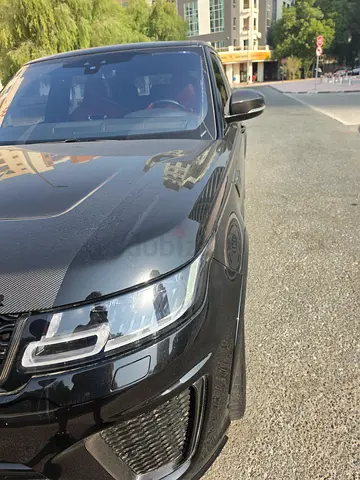 !!ACCIDENT FREE 2022 Land Rover Range Rover Sport SVR Carbon Edition agency check - GCC Specs
