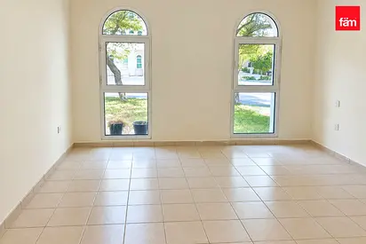 Near Metro I Spacious I Vacant