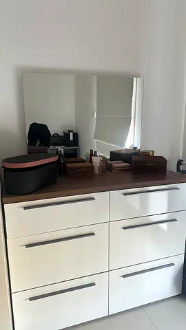 Dresser / Wardrobe / Clothes Closet