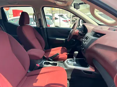 2020 Nissan NAVARA 照片 10