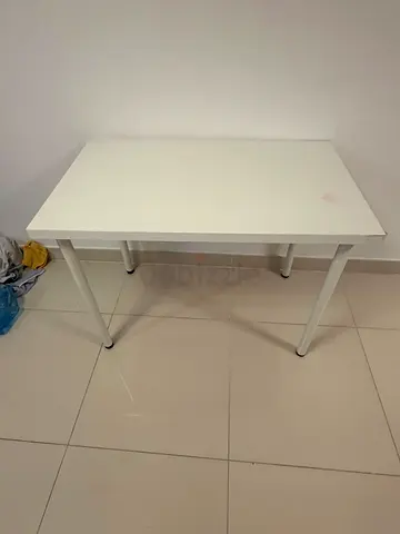 Simple white rectangular table - sturdy, good condition