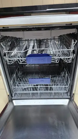 Siemens Dishwasher three racks freestanding