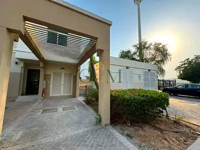 2BR TOWNHOUSE | CORNER UNIT| VACANT | GREAT DEAL