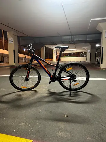 KELLYS VANITY MOUNTAIN BIKE GREAT CONDITION