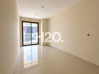 Spacious 2BR | Near School | Closed Kitchen