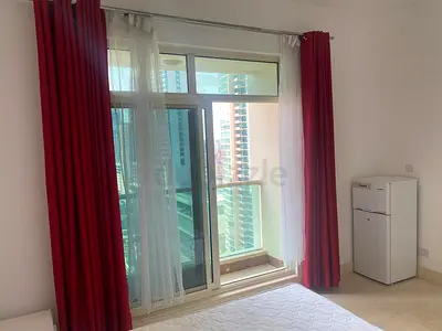 Fully Furnished Master Room with Attached bathroom & Balcony- Close to DMCC Metro Station