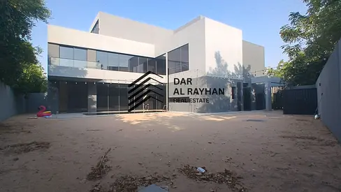 Luxury 5BHK Signature Villa | G+2 | Private Pool | Elevator 🛗 | Available For Rent | Close To Amin