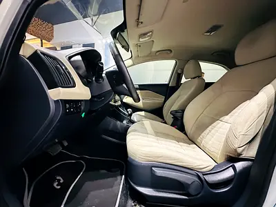 2013 KIA RIO 照片 9