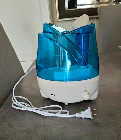 Ultrasonic Cool Mist Humidifier with Auto Shut-off (Blue) - Lightly Used