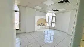 1141 SQFT NEAR TO DCC METRO OFFICE AVAILABLE 137K IN 4 CHEQUES CHILLER AC FREE