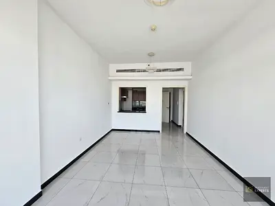 CHILLER FREE | BRIGHT UNIT | VACANT