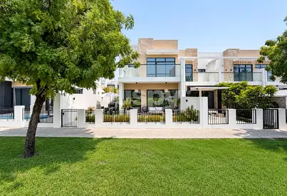 Exclusive | Park Backing | Private Pool