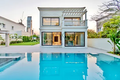 Renovated l Private Pool l BBQ Area l Smart Home