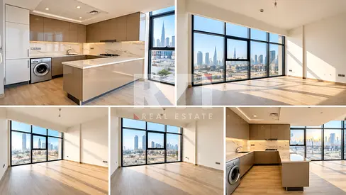 Full lagoon view with U kitchen open counter