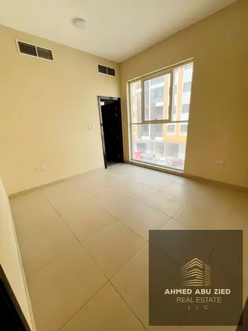 An excellent opportunity to live in the Al Jurf 3 area of Ajman. This is a brand-new apartment—never before occupied—featuring spacious, practical l
