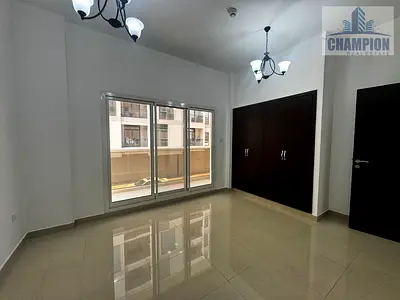 NEXT TO MOSQUE GOOD SIZE 2BHK APARTMENT WITH BALCONY AND FREE PARKING