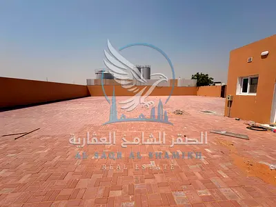 For annual rent: a plot of land in Al Sajaa, Sharjah. Excellent opportunity. Area: 20,000 sq ft. Electricity: 55 kW