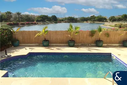 Huge Full Lake View | Springs 8 | Extended