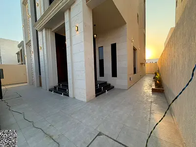 🏡 فيلا مميزة للبيع 🛏️ 6 غرف نوم 📑 شامل رسوم التسجيل والتمليك ❄️ تكييف مركزي💧⚡ الكهرباء والماء