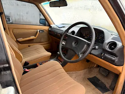صورة 4 لـ 1985 Mercedes-BENZ E-CLASS