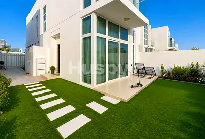 Single Row | Vacant Now | Landscaped