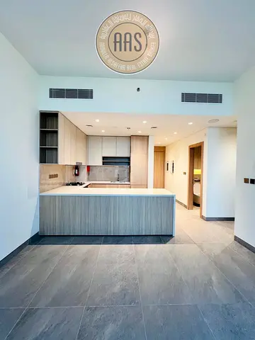 Brand New building ~ Luxury Apartment ~ 1-Br +2 bathrooms <Midtown Community> With all private Amen