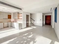 Corner Unit | Fountain View | Single Row