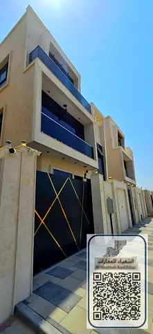 فيلا فاخرة 7 غرف + مسبح خاص + مصعد | 4,300 قدم²