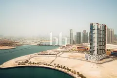 Modern Unit | Waterfront Living | Prime Area