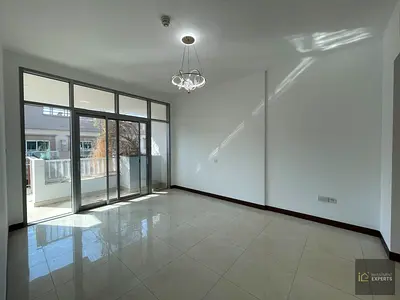 3 BR SPACIOUS | VACANT | MAID'S ROOM