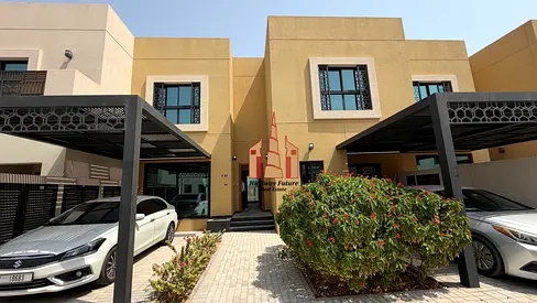 Luxurious 4BR Villa For Sale in Sustainable City