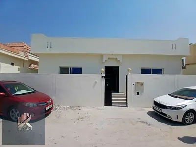 للإيجار // فيلا مميزة وواسعة في القادسية – الشارقة // 3 غرف نوم منها 2 ماستر // تشطيب رائع وتجديد كامل // مجلس منفصل // صالة واسعة // موقع هادئ وقريب