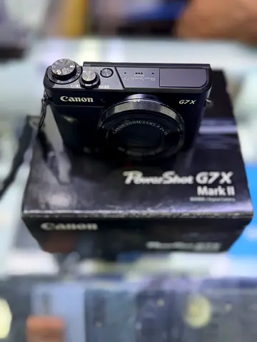 Canon PowerShot G7 X Mark II - Compact Advanced Point & Shoot