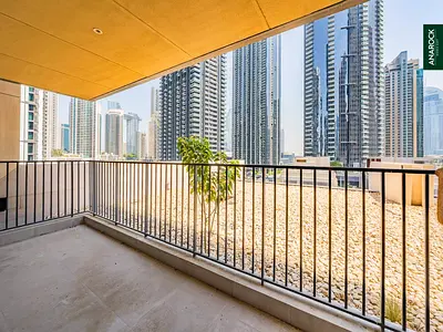 Fully Equipped Kitchen | Downtown Views | Vacant